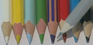  цветни моливи
